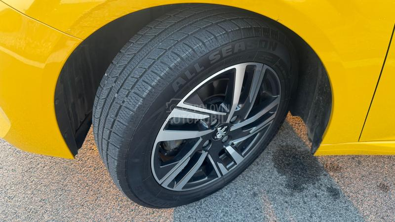 Peugeot 208 1.5 BlueHDi Allure