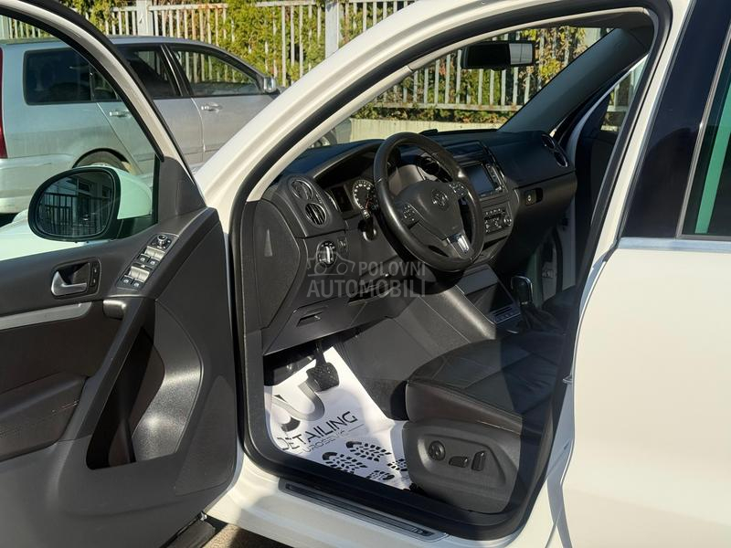 Volkswagen Tiguan R-line    4x4