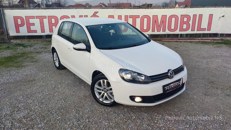 Volkswagen Golf 6 1.6 TDi //HIGHLINE//
