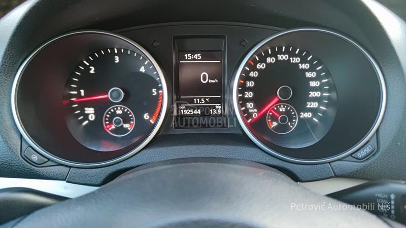 Volkswagen Golf 6 1.6 TDi //HIGHLINE//
