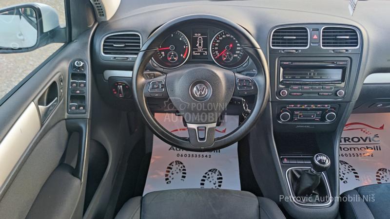 Volkswagen Golf 6 1.6 TDi //HIGHLINE//
