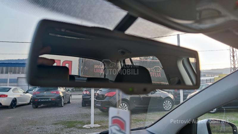 Volkswagen Golf 6 1.6 TDi //HIGHLINE//