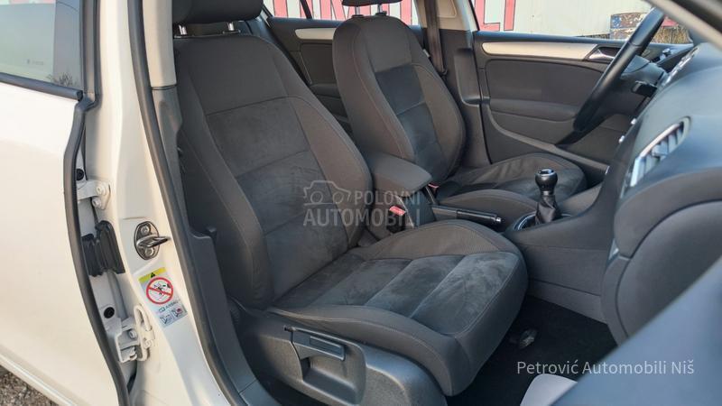 Volkswagen Golf 6 1.6 TDi //HIGHLINE//