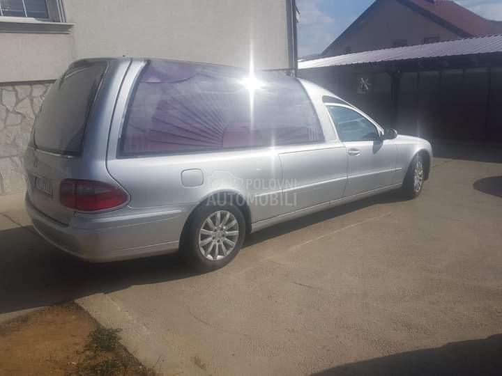 Mercedes Benz E 220 POGREBNO