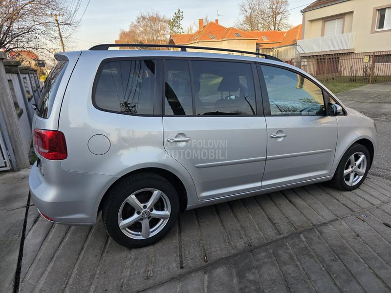 Volkswagen Touran 