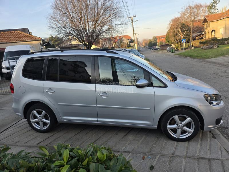 Volkswagen Touran 