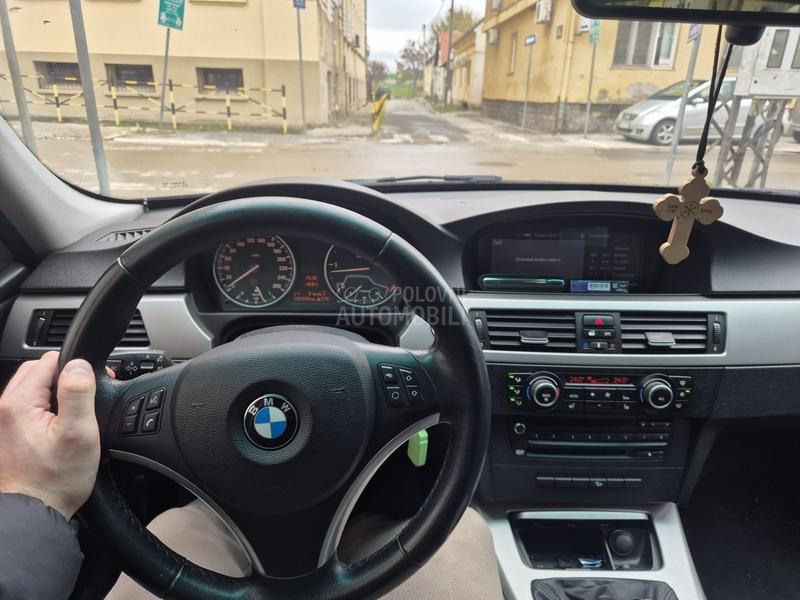 BMW 330 XDRIVE