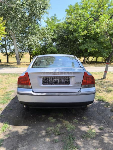 Volvo S60 