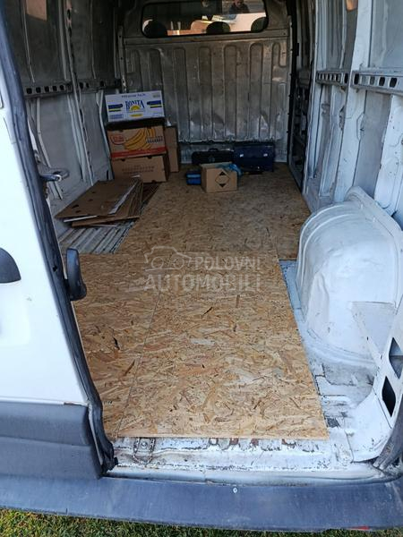 Renault Master 2.5 dci