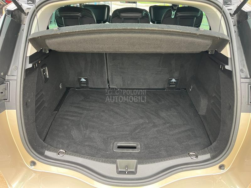 Renault Scenic 1.2 Tce BOSE