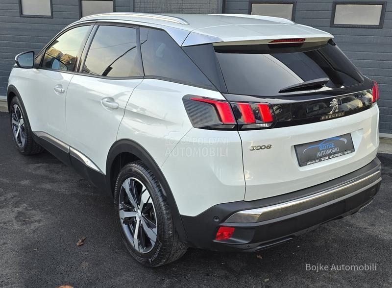 Peugeot 3008 1.6 HDI ALLURE