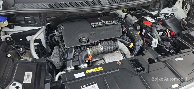Peugeot 3008 1.6 HDI ALLURE