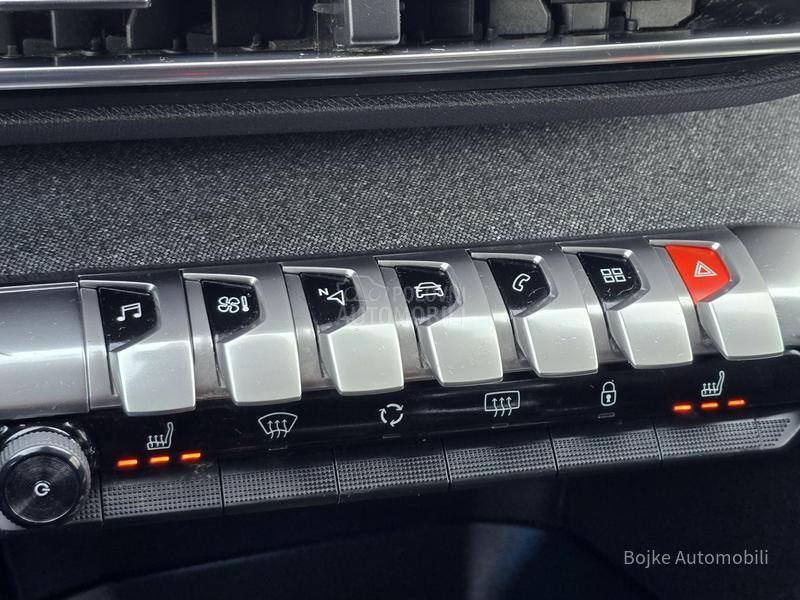 Peugeot 3008 1.6 HDI ALLURE