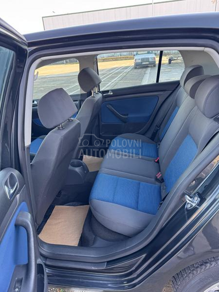 Volkswagen Golf 5 1.4B