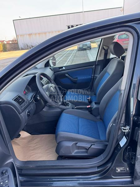 Volkswagen Golf 5 1.4B