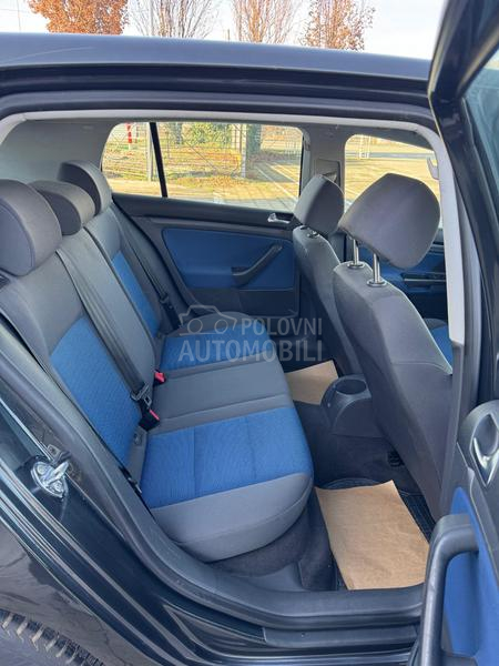 Volkswagen Golf 5 1.4B
