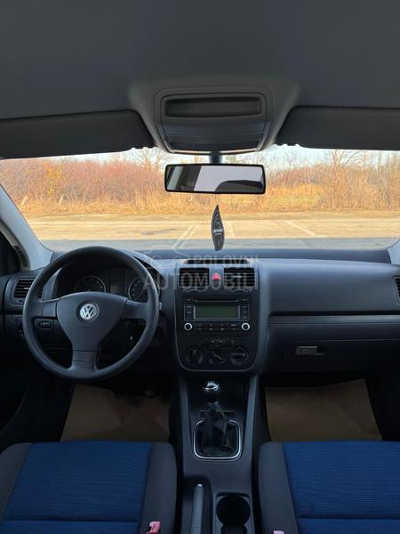 Volkswagen Golf 5 1.4B
