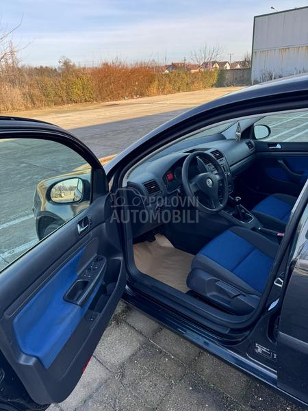 Volkswagen Golf 5 1.4B