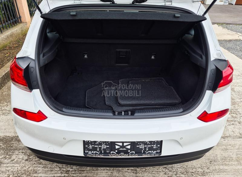 Hyundai i30 1.4TGDI/CH/