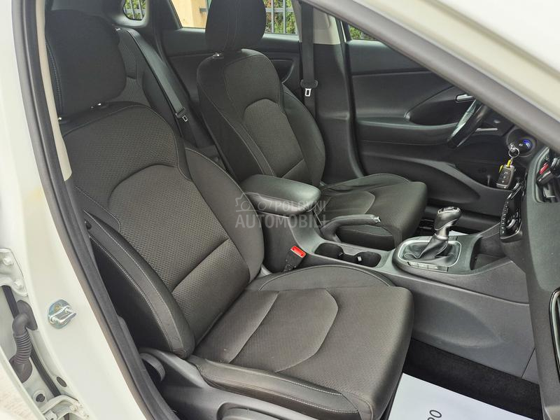 Hyundai i30 1.4TGDI/CH/