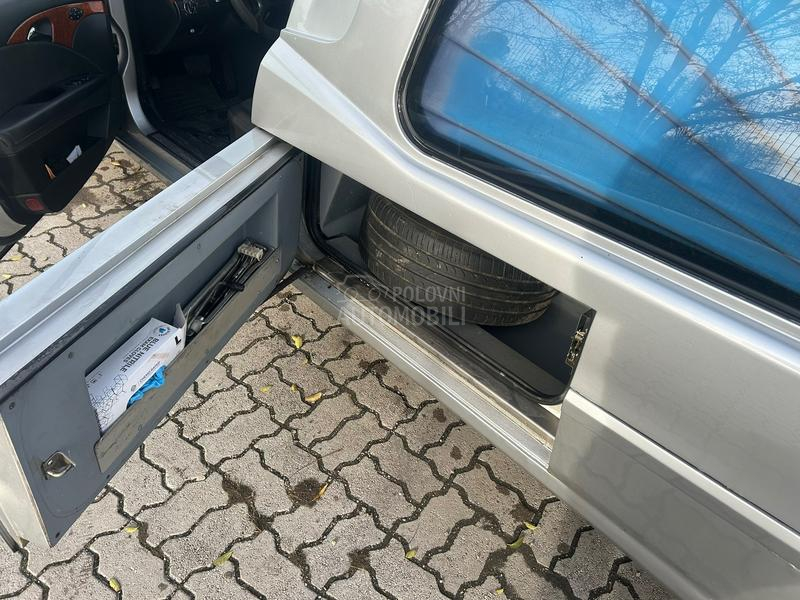 Mercedes Benz E 220 pogrebno