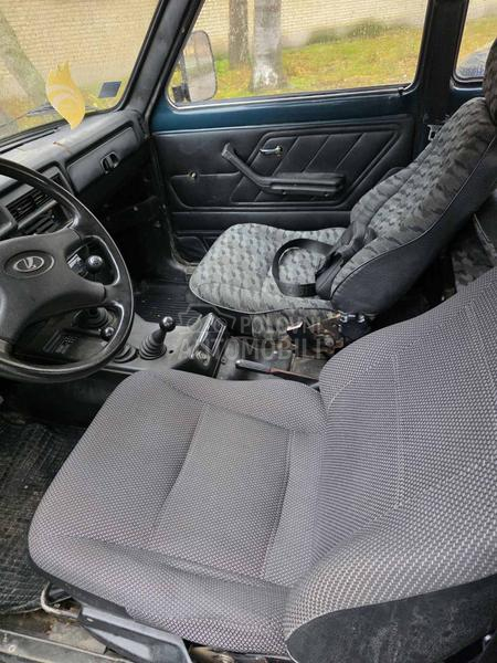 Lada Niva 1.7