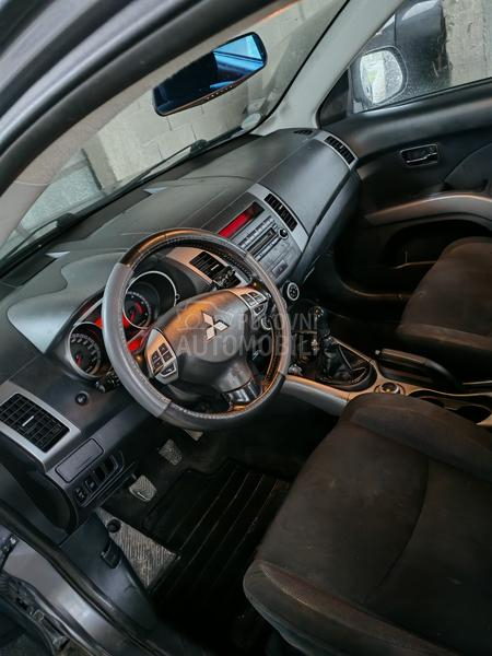 Mitsubishi Outlander 2.0did