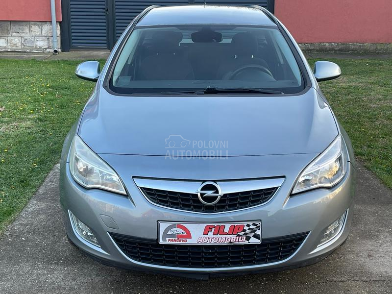 Opel Astra J 1.7 CDTI