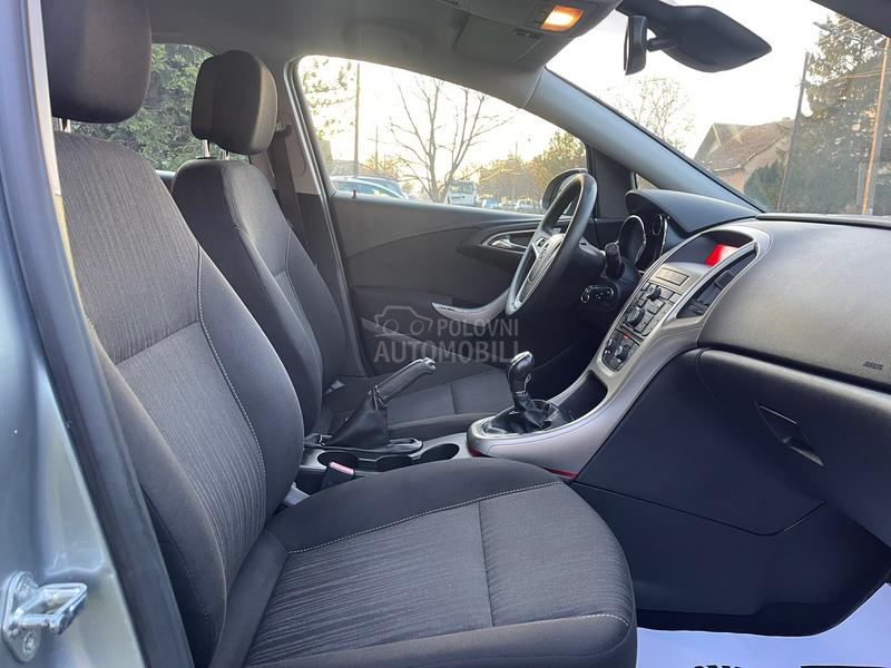 Opel Astra J 1.7 CDTI