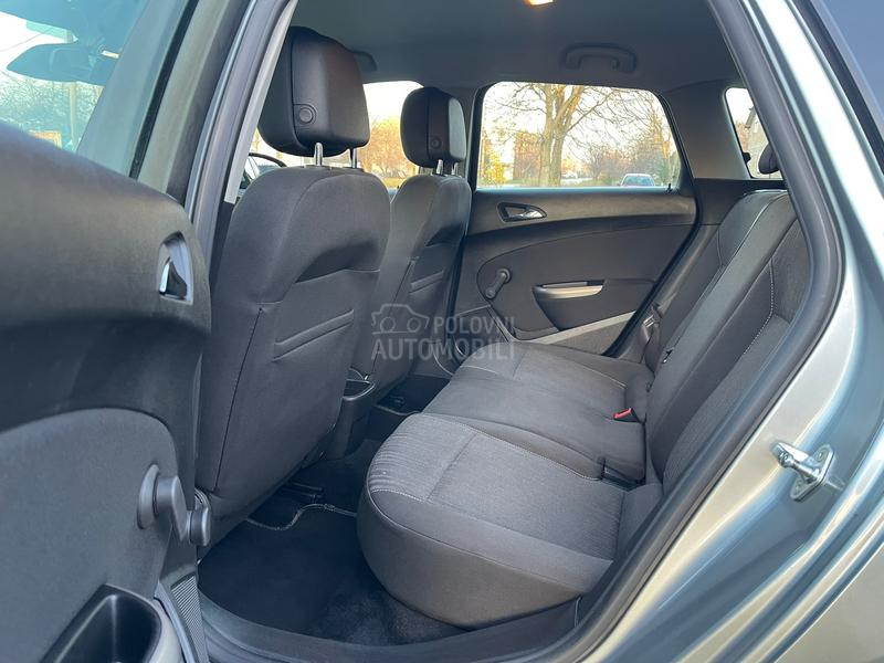 Opel Astra J 1.7 CDTI