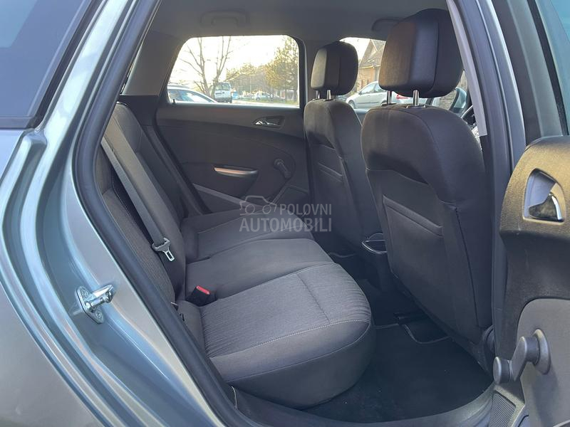 Opel Astra J 1.7 CDTI