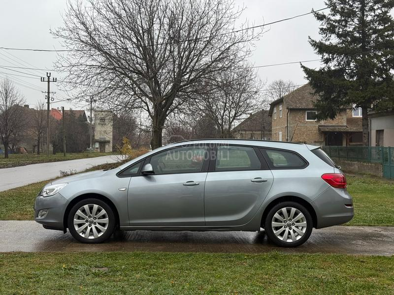 Opel Astra J 1.7 CDTI