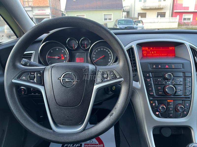 Opel Astra J 1.7 CDTI