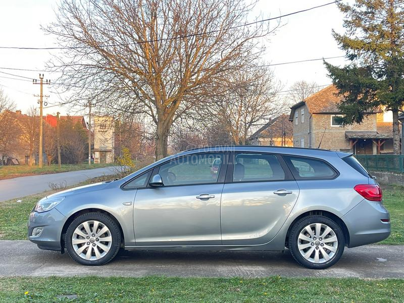 Opel Astra J 1.7 CDTI