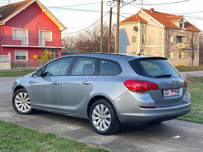 Opel Astra J 1.7 CDTI