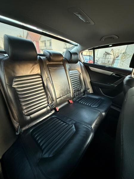 Volkswagen Passat B7 2.0 TDI CARAT