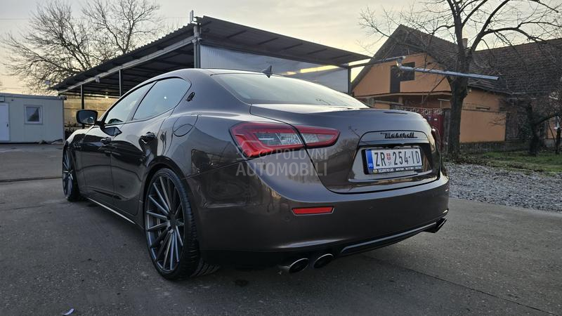 Maserati Ghibli 