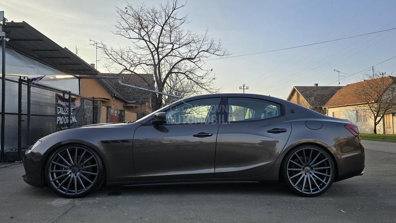 Maserati Ghibli 