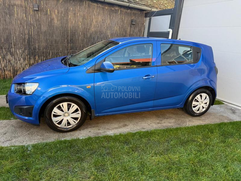 Chevrolet Aveo 1,3 diz 5 v r a t a