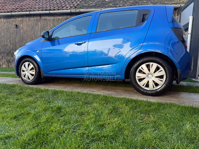 Chevrolet Aveo 1,3 diz 5 v r a t a