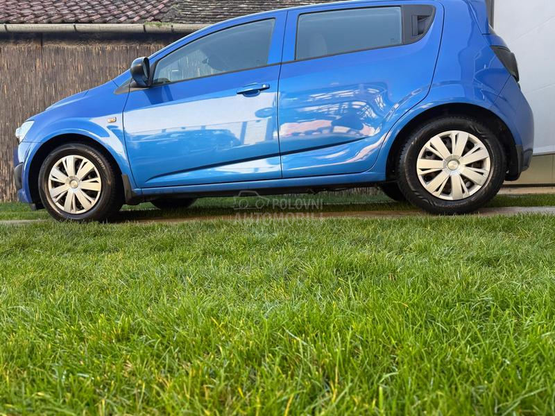 Chevrolet Aveo 1,3 diz 5 v r a t a