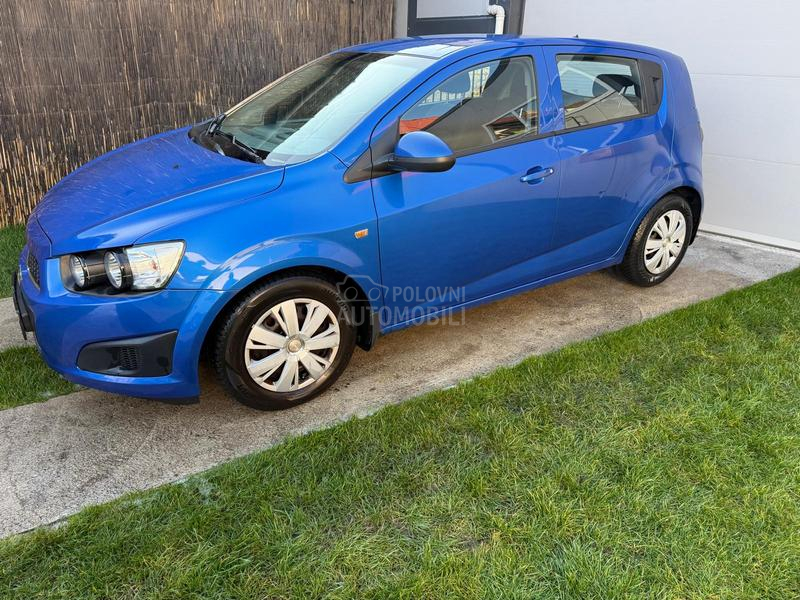 Chevrolet Aveo 1,3 diz 5 v r a t a