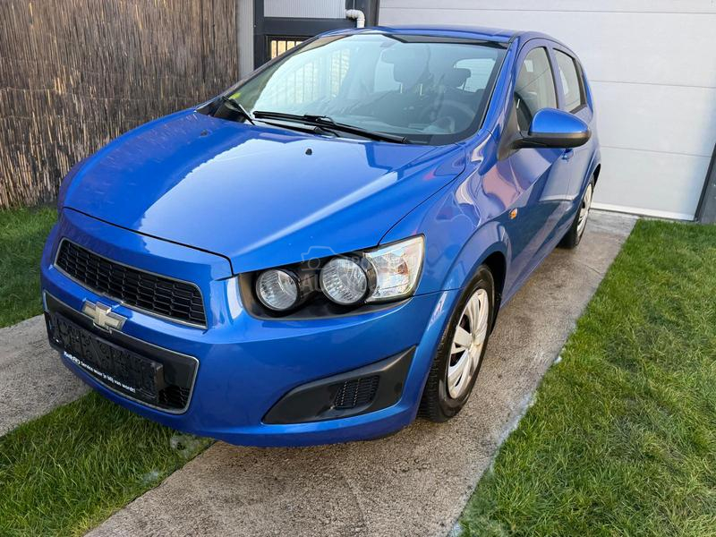 Chevrolet Aveo 1,3 diz 5 v r a t a