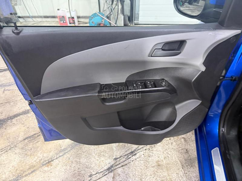 Chevrolet Aveo 1,3 diz 5 v r a t a