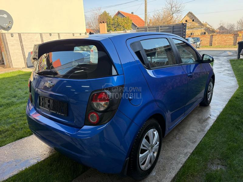 Chevrolet Aveo 1,3 diz 5 v r a t a