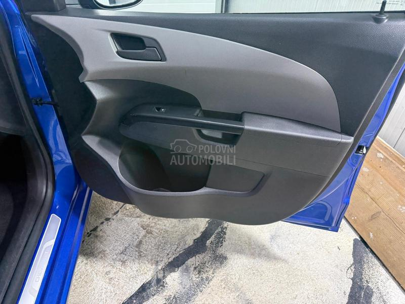 Chevrolet Aveo 1,3 diz 5 v r a t a