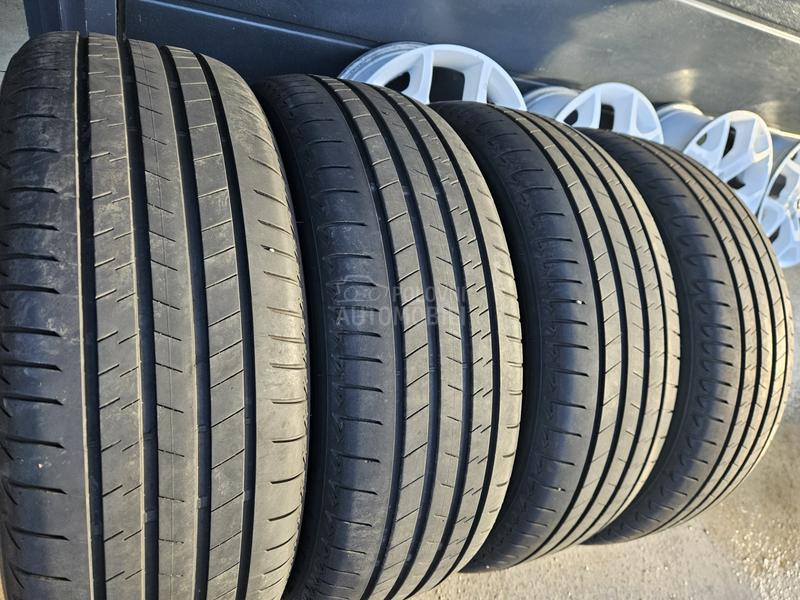 Bridgestone 225/60 R18 Letnja
