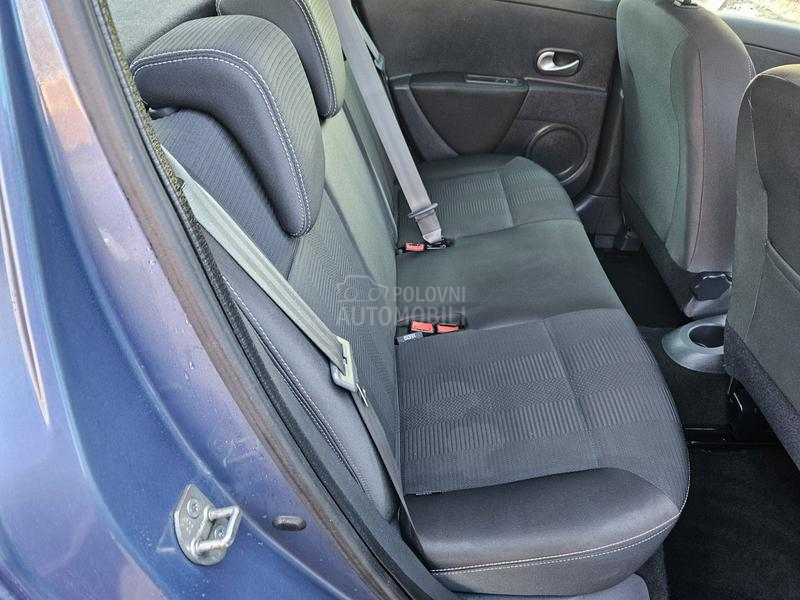 Renault Clio 1.2 16V NAV TOOP