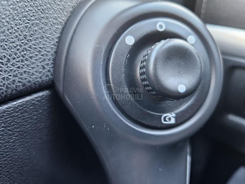 Renault Clio 1.2 16V NAV TOOP