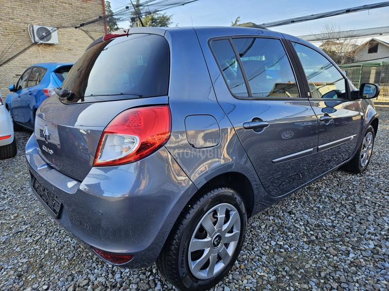 Renault Clio 1.2 16V NAV TOOP